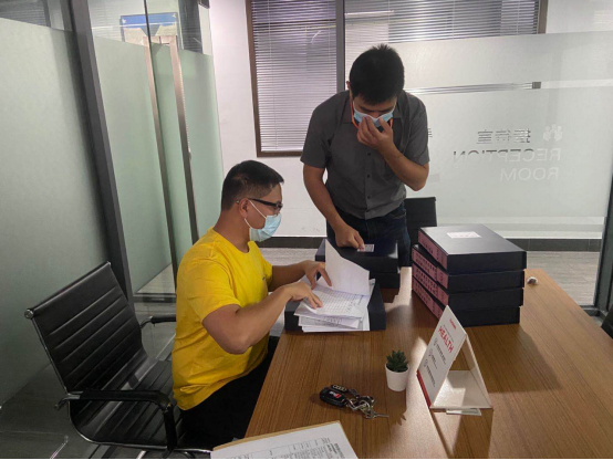 11.12南頭鎮(zhèn)開展易制毒化學(xué)品企業(yè)檢查行動(dòng)104.png