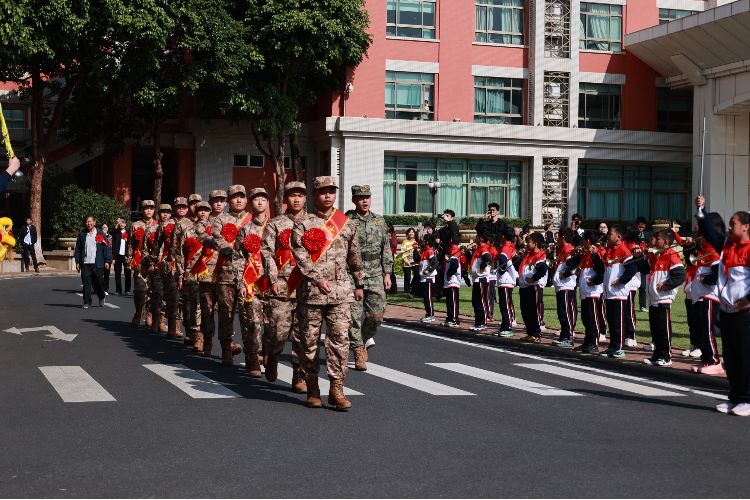 共赴“軍旅之約”，中山多個鎮(zhèn)街歡送新兵入伍